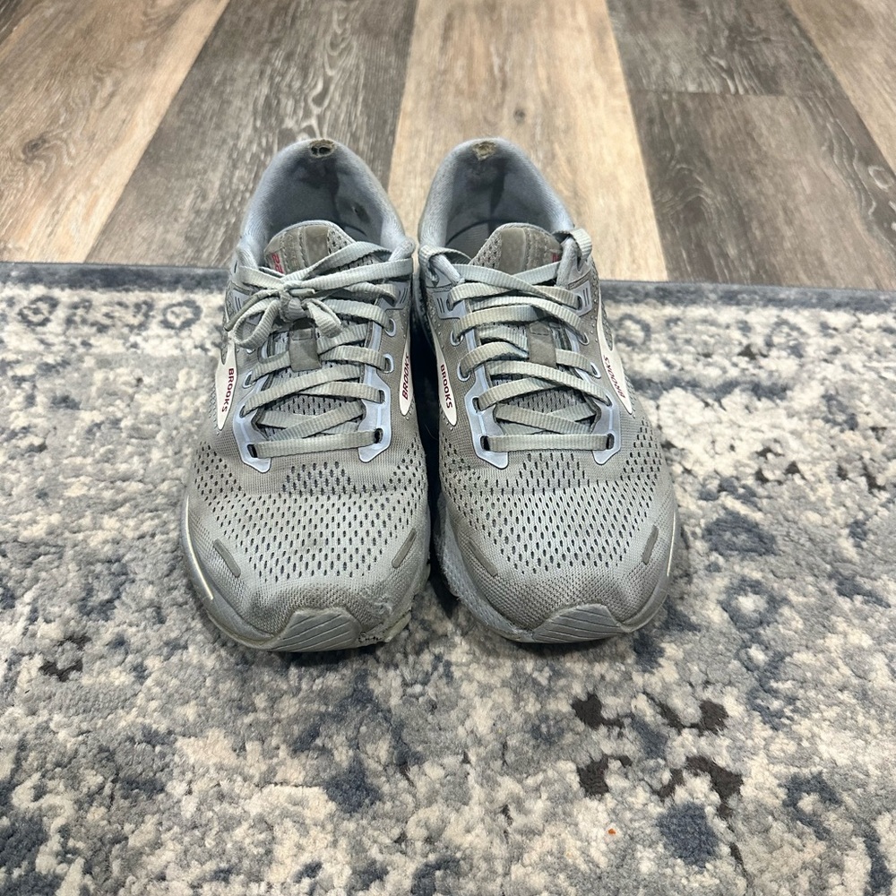 Brooks Adrenaline 22